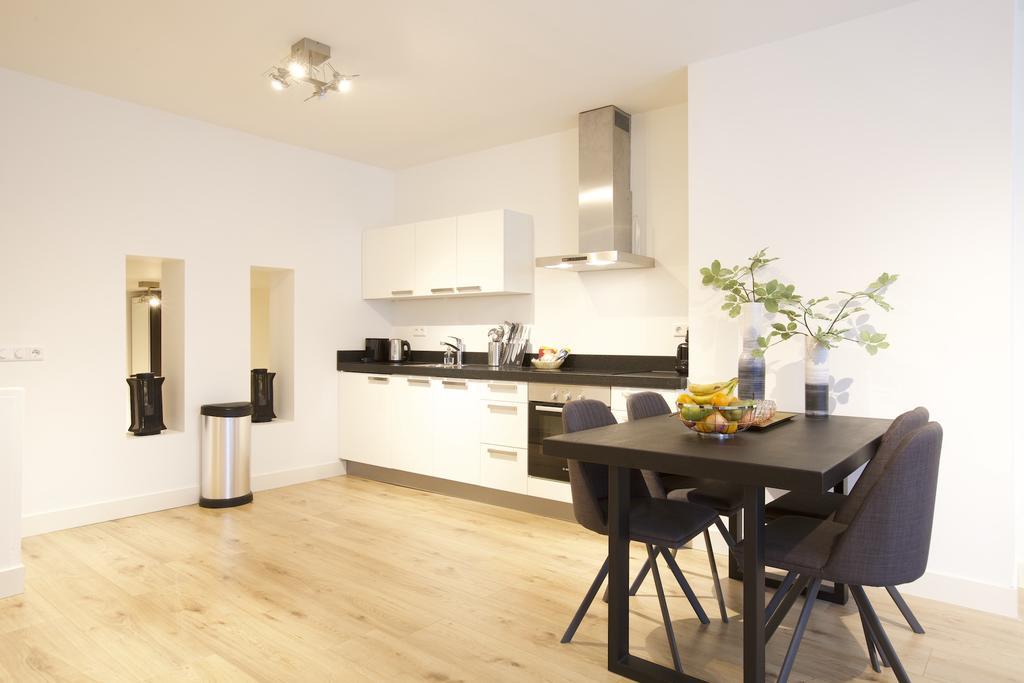 Apartment Canal Garden I By Vgw Utrecht